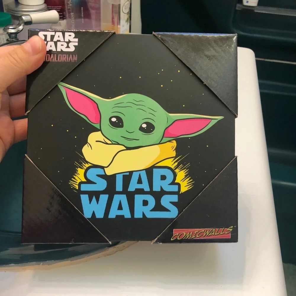 NEW STAR WARS MANDALORIAN BABY YODA WALL ART